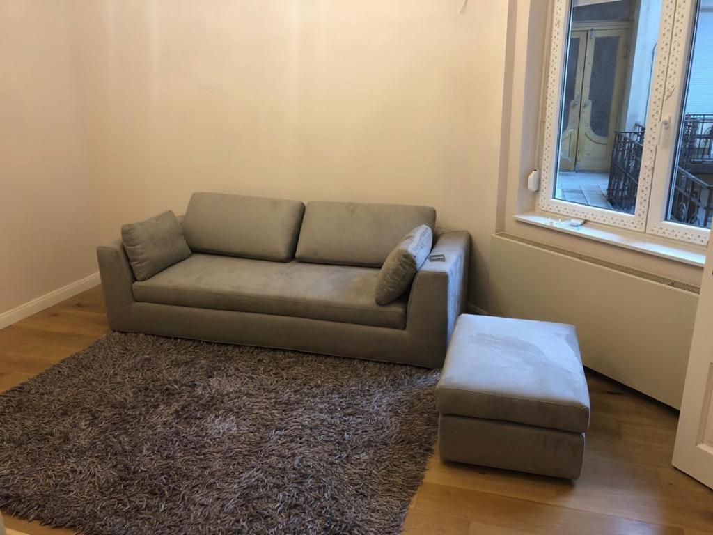 Apartment Fashion Street *