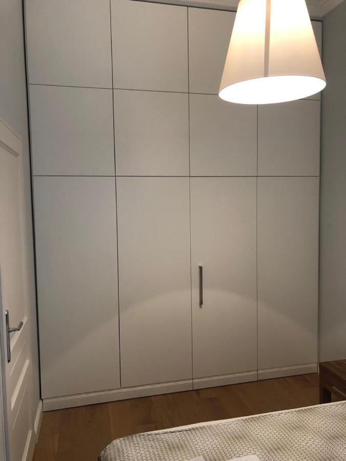 Fashion Street Apartment *